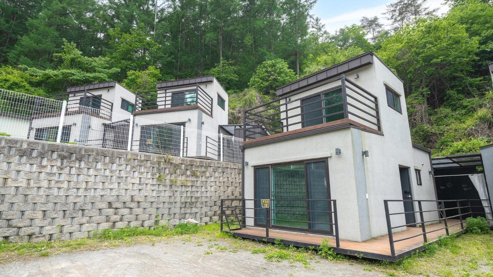 Hongcheon Stone Brown Pension Phòng bức ảnh